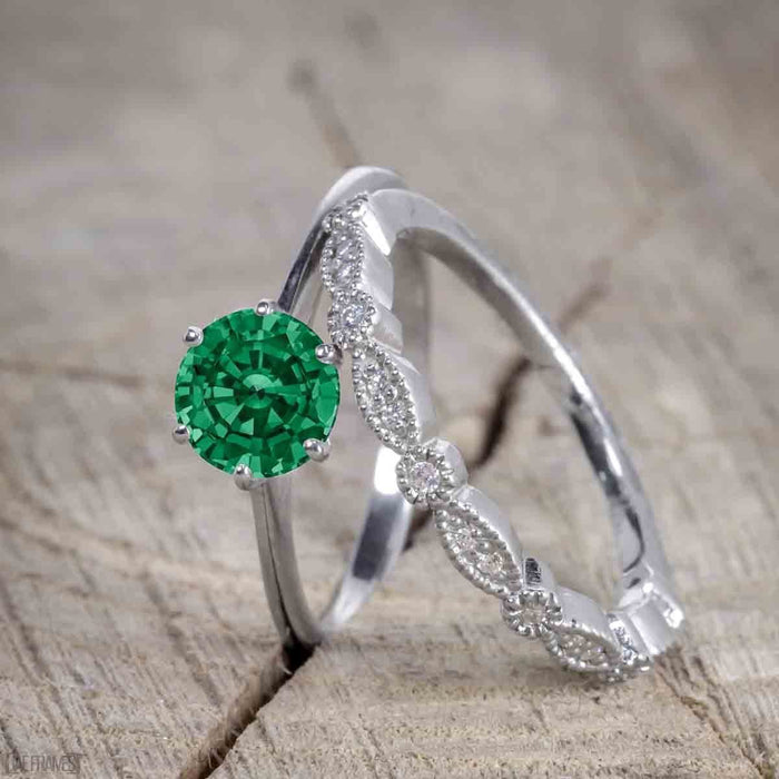 Bestselling 1.50 Carat Wedding Ring Set with Emerald and Diamond for Women in White Gold